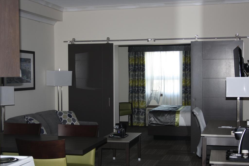 Crossroads Inn & Suites Paradise Εξωτερικό φωτογραφία