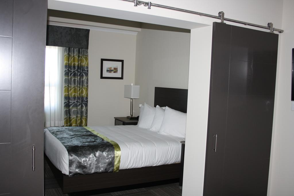 Crossroads Inn & Suites Paradise Εξωτερικό φωτογραφία