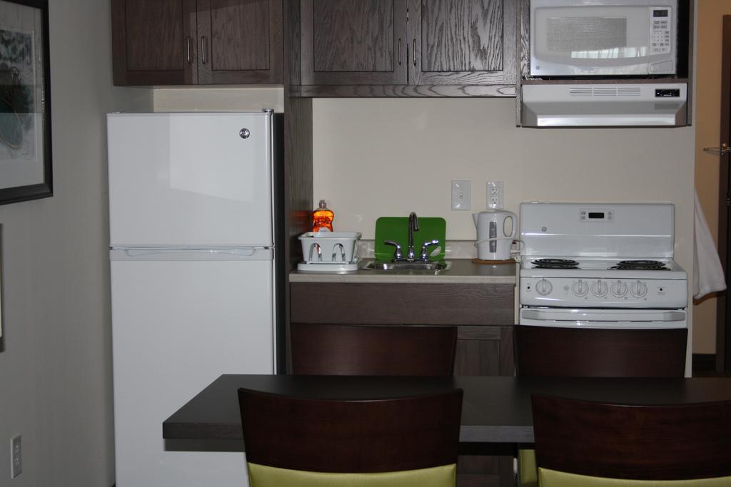 Crossroads Inn & Suites Paradise Εξωτερικό φωτογραφία