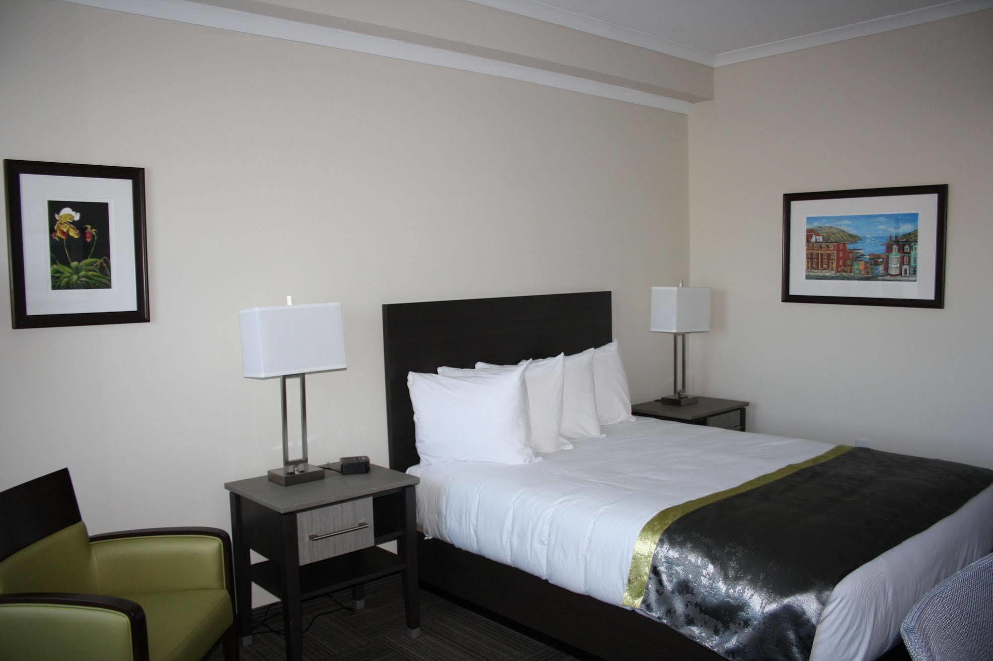 Crossroads Inn & Suites Paradise Εξωτερικό φωτογραφία