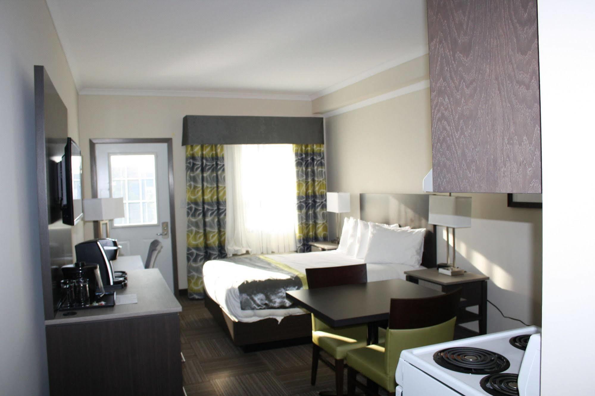 Crossroads Inn & Suites Paradise Εξωτερικό φωτογραφία